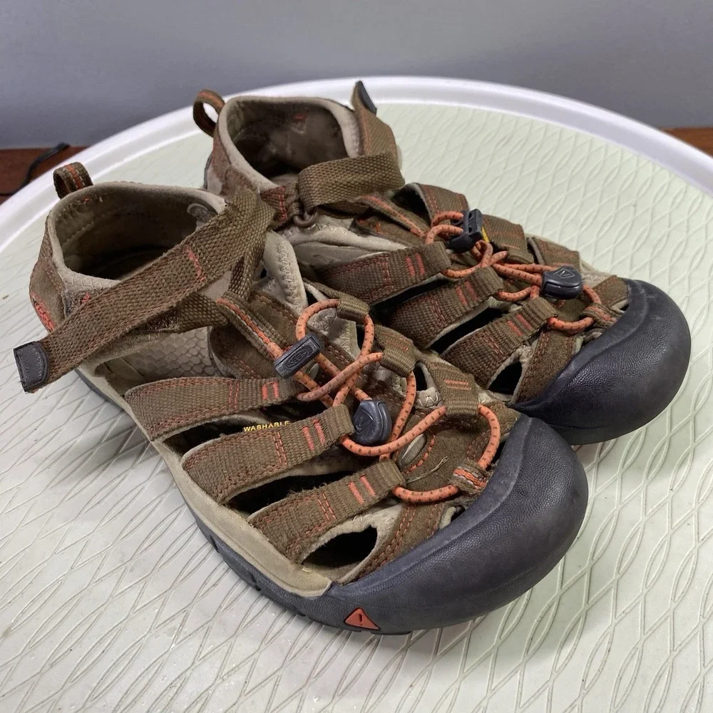 KEEN Water‎ Shoes Sandals H2O Kids Youth Size 5 Brown Orange Fabric